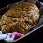 Beskvasni kruh od raženog brašna i sjemenki konoplje